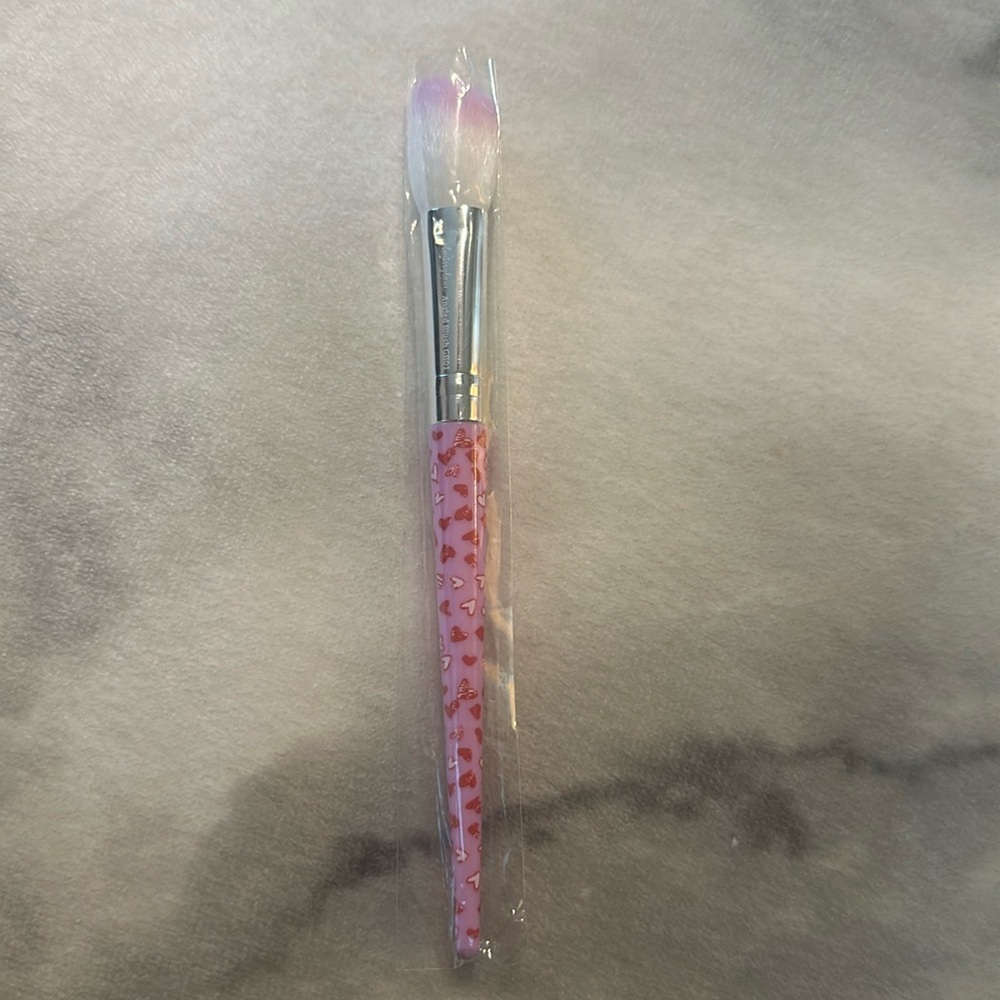 Slmissglambeauty angled blush brush NWT